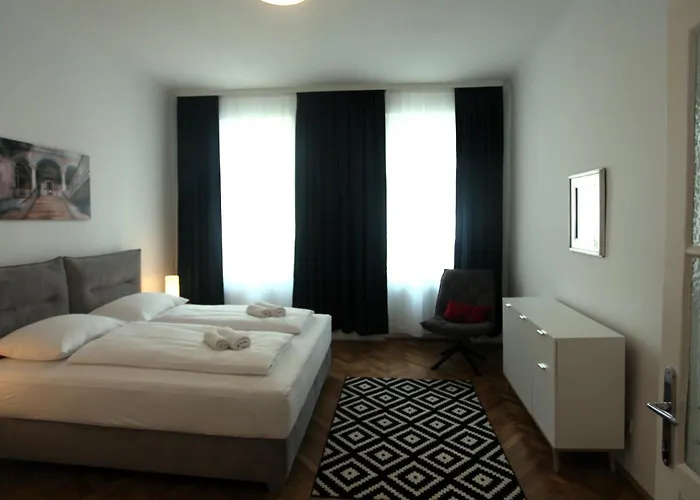 Апартаменти Casa Nostra - Schoene 3-zimmerwohnung Am Augarten Відень