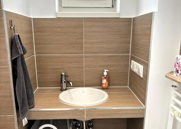 Апартаменти Casa Nostra - Schoene 3-zimmerwohnung Am Augarten *