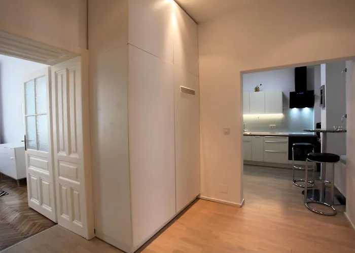 Casa Nostra - Schoene 3-zimmerwohnung Am Augarten * Відень