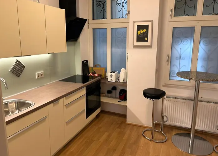 Апартаменти Casa Nostra - Schoene 3-zimmerwohnung Am Augarten *